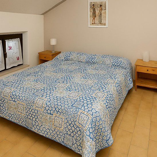 sandra-casa-vacanze-appartamento-ad-apecchio-pu-camera-da-letto-2 sandra-casa-vacanze-appartamento-ad-apecchio-pu-camera-da-letto-2